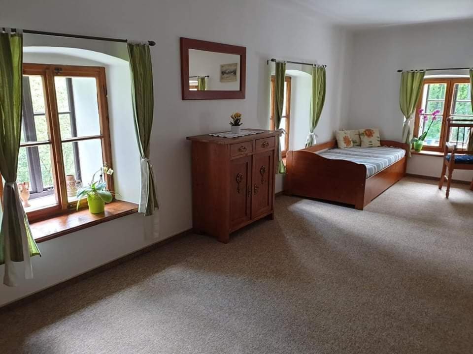 Holiday home Usedlost Pod Lipou