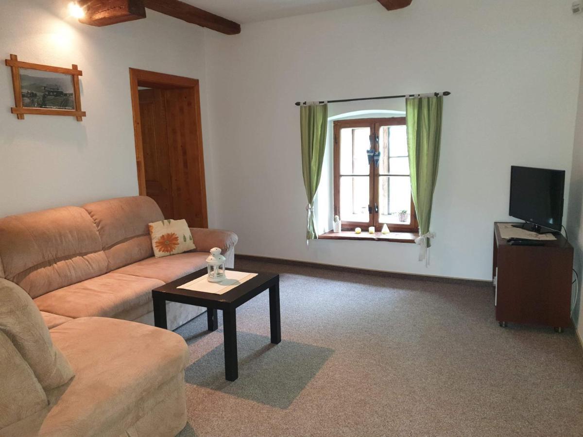 Usedlost Pod Lipou Holiday home