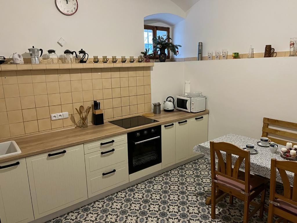 Usedlost Pod Lipou Holiday home Mala Morava